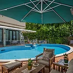Hotel Kyrton