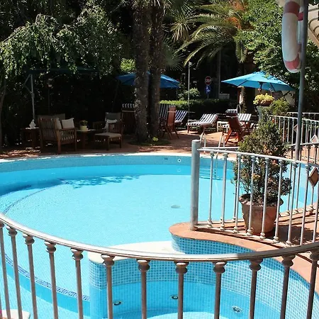 Kyrton Hotel