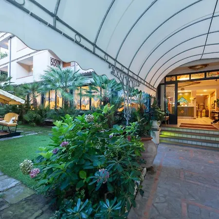 Kyrton 3* Forte dei Marmi