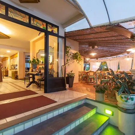 Hotel Kyrton 3*