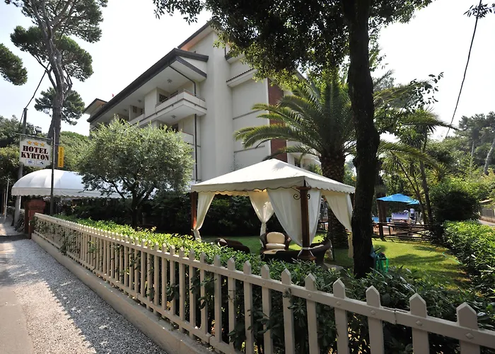 Kyrton Forte dei Marmi