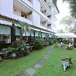 Hotel Kyrton 3*