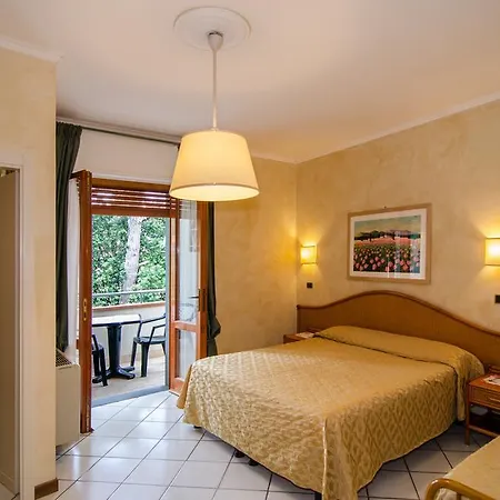 Kyrton 3* Forte dei Marmi
