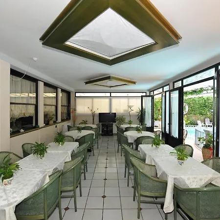 Kyrton Hotel