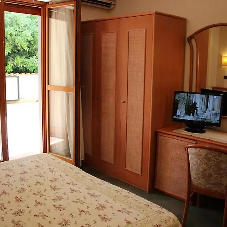Kyrton Hotel